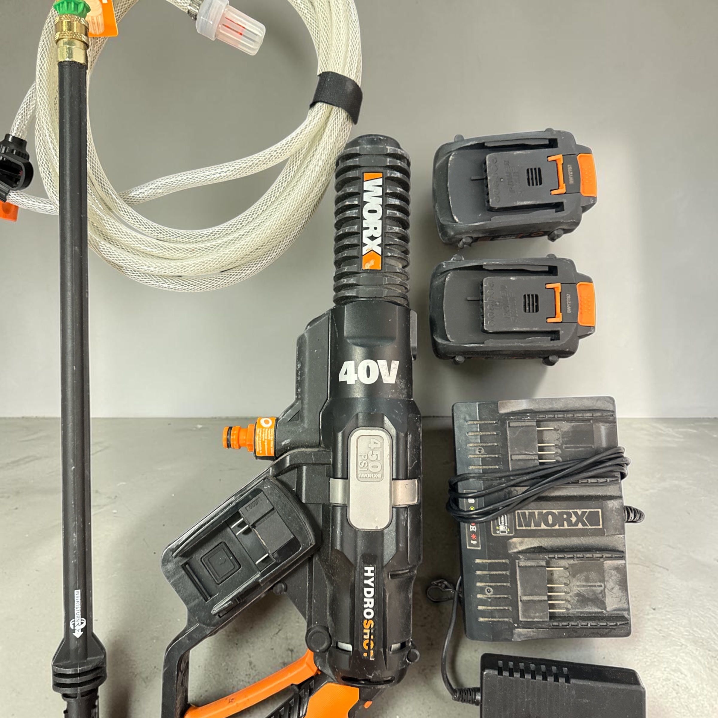 WORX 450 PSI Portable Battery Pressure Washer — 2 Batteries & Charger SRT-0073 WORX 450 PSI Portable Battery Pressure Washer — 2 Batteries & Charger SRT-0073