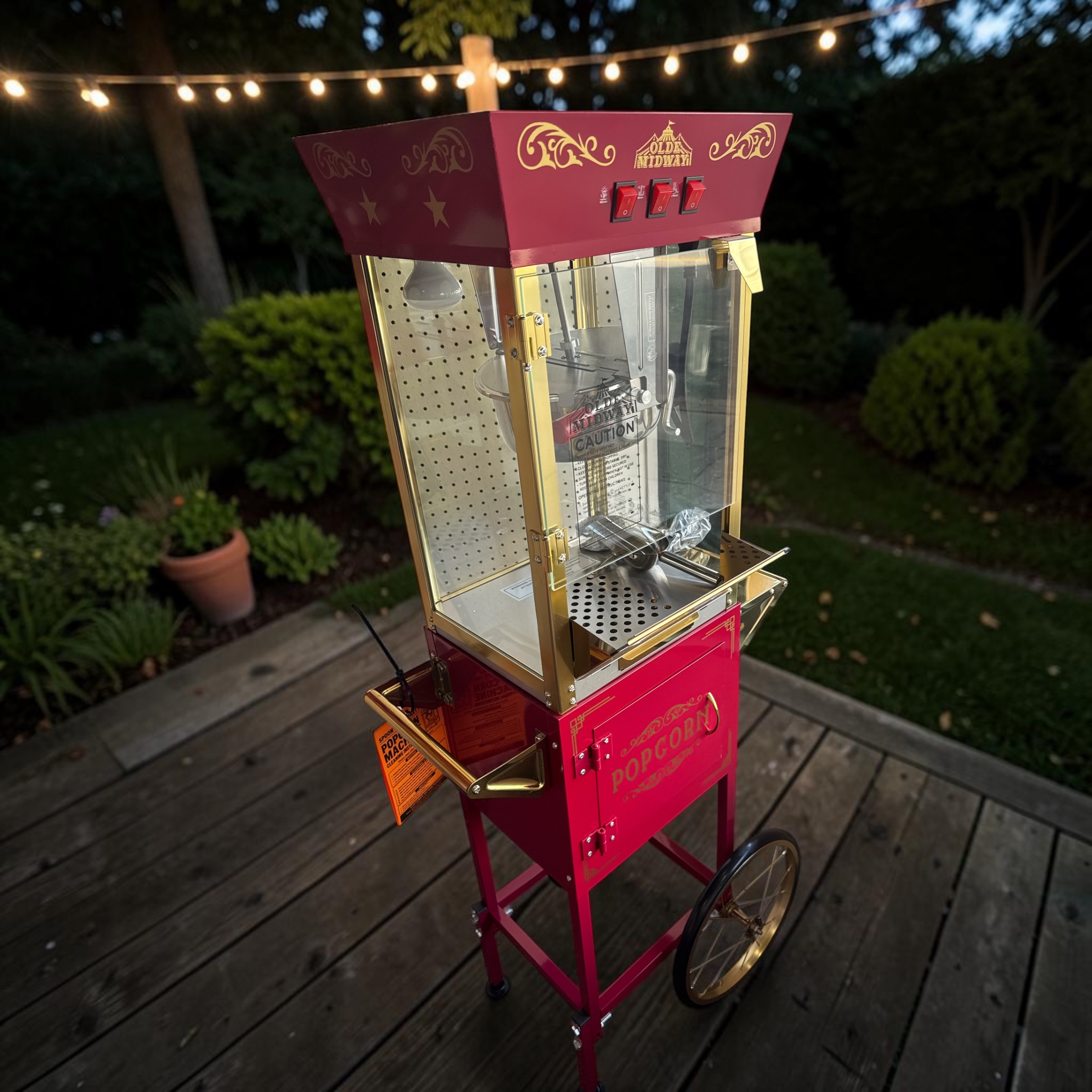 CARNIVAL POPCORN MACHINE (10 oz.) — OLDE MIDWAY SRP-1034 CARNIVAL POPCORN MACHINE (10 oz.) — OLDE MIDWAY SRP-1034